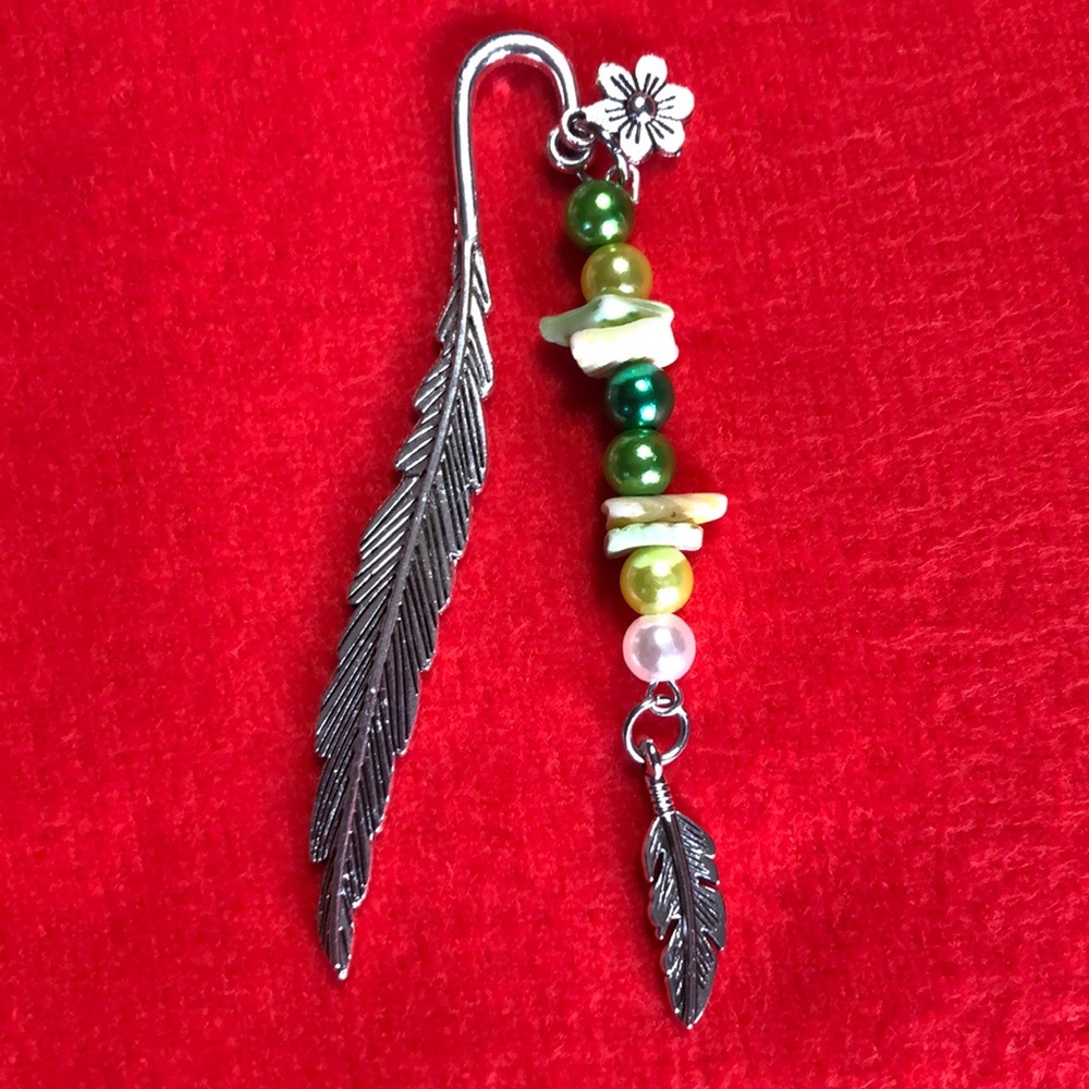 NWT, Handmade by A Charmed Life. Silver Feather Bookmark